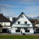 Key Factors to Consider When Moving to a New Neighbourhood