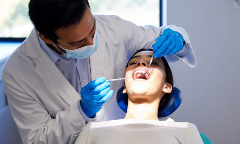 First Hour Decisions That Protect Your Teeth During a Dental Emergency