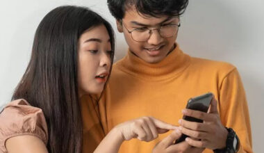 The Pros and Cons of Using Omegle for Anonymous Conversations